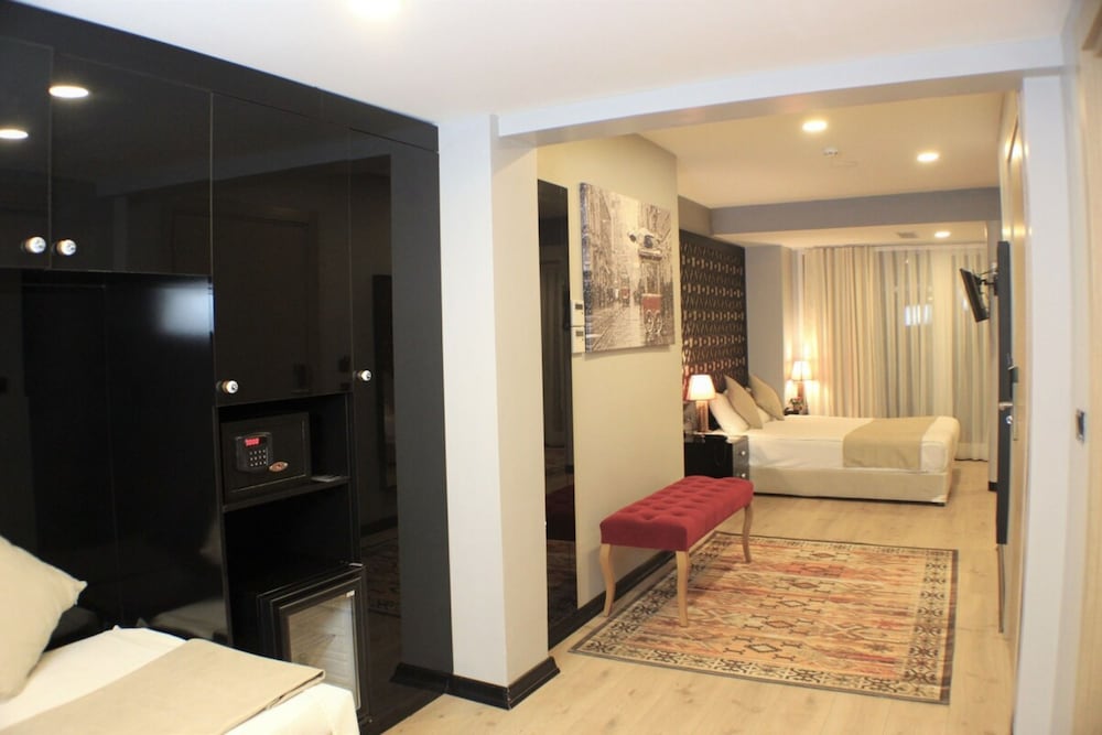 VVR Hotel 31/31