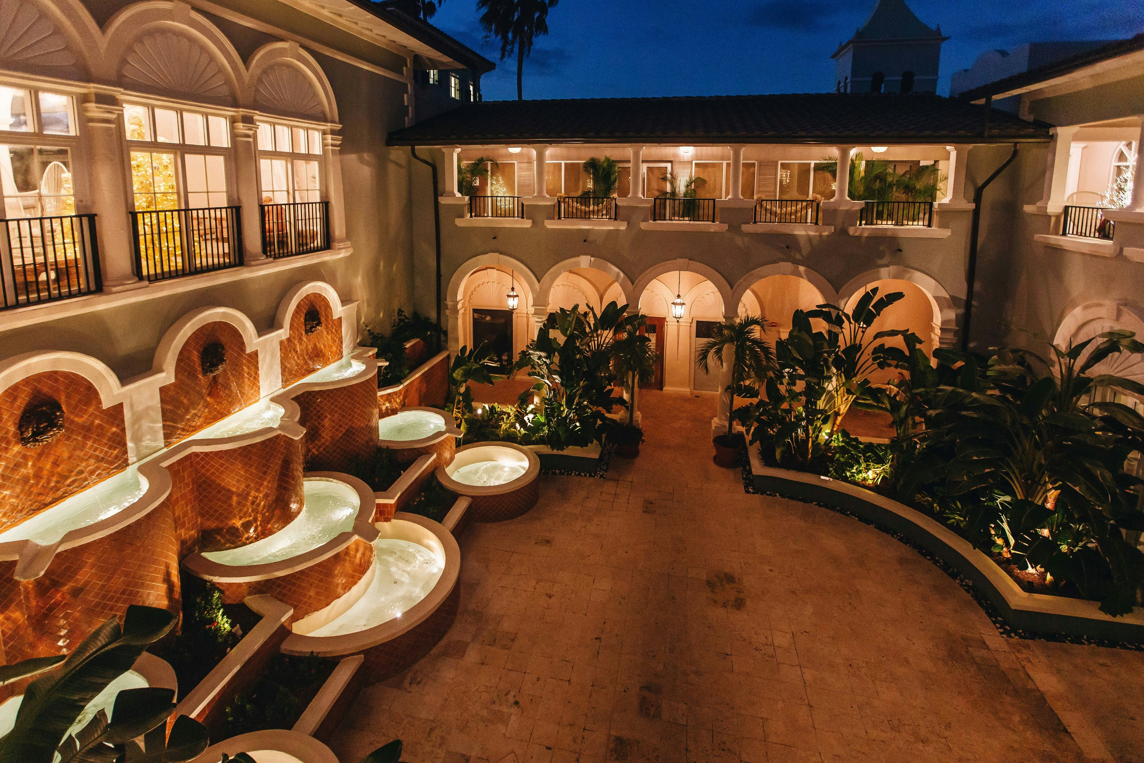 Ritz Carlton St Thomas 36/50