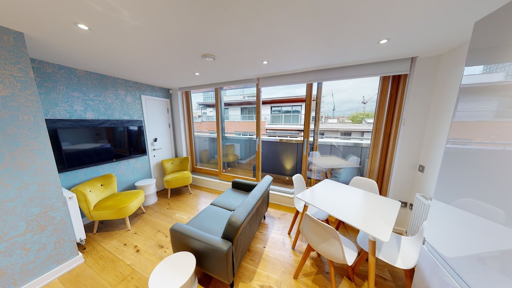 Quay Apartments Manchester 42/68