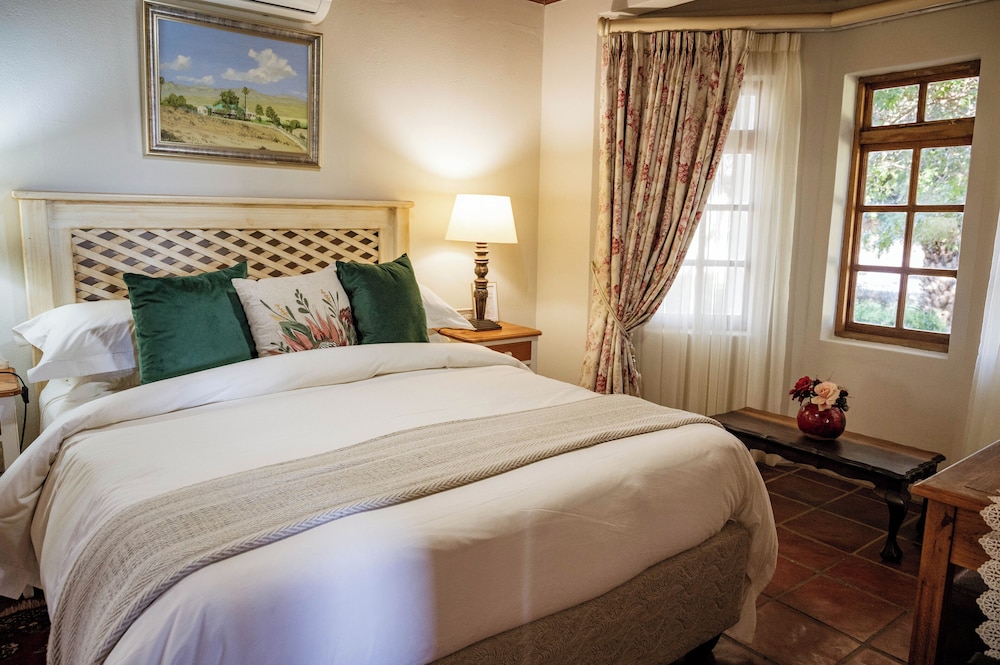De Denne Guest House 10/50