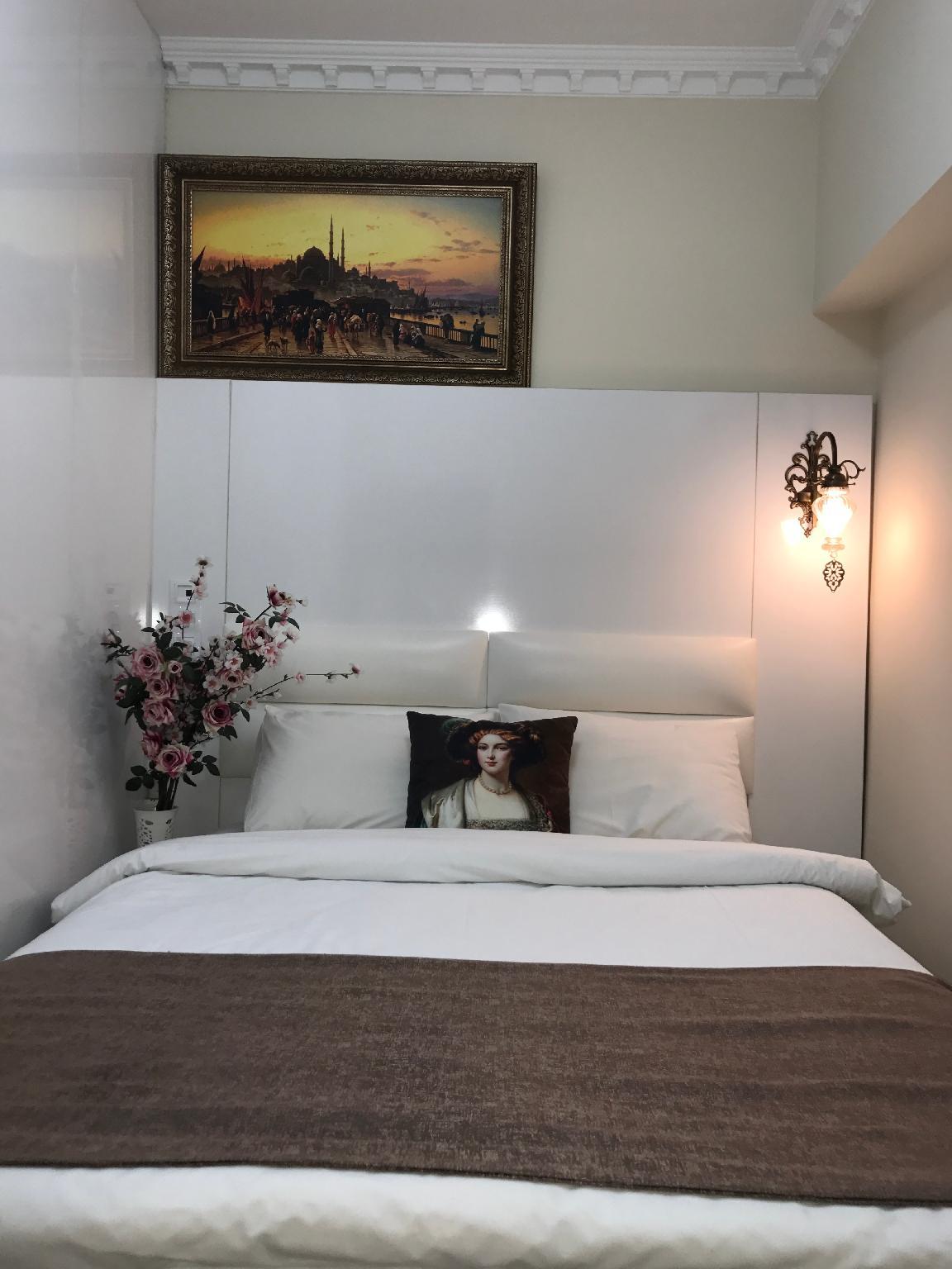 Basement, Double Bed, No Window
