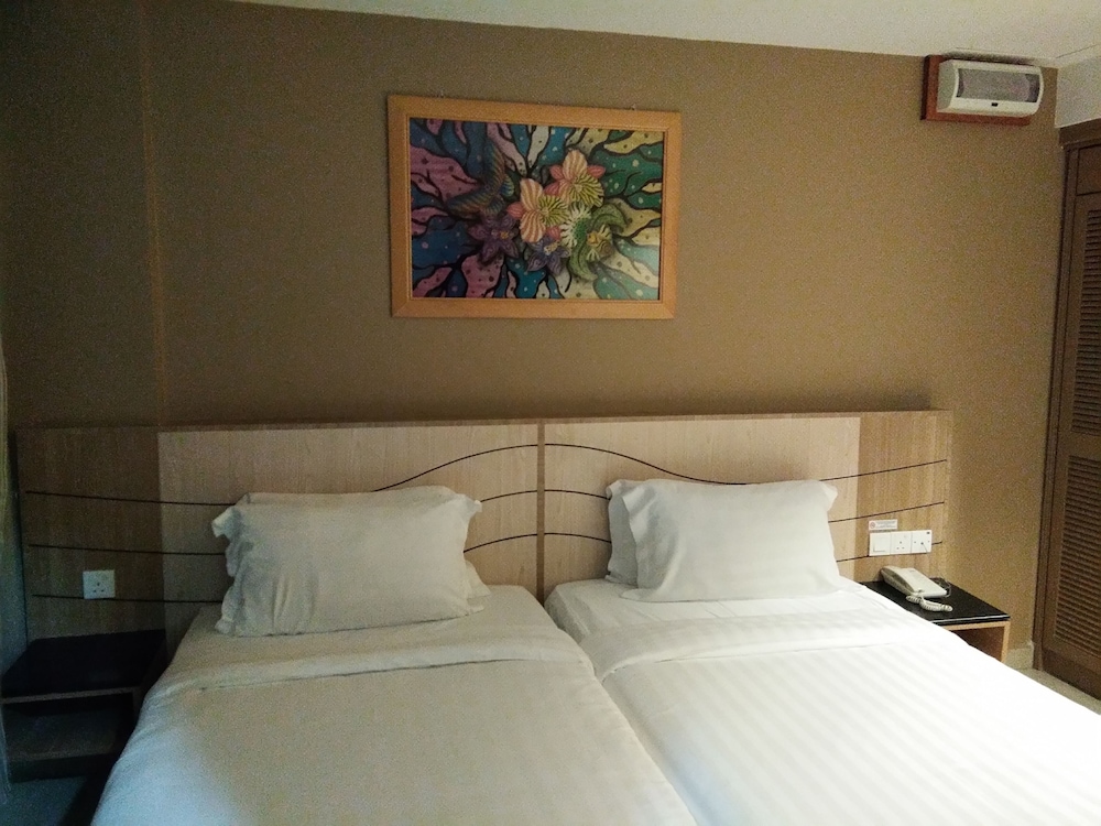 Kinabalu Daya Hotel 37/72