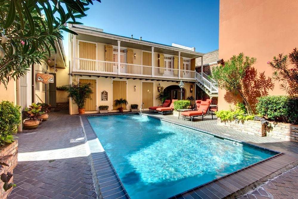 Dauphine Orleans Hotel 8/60