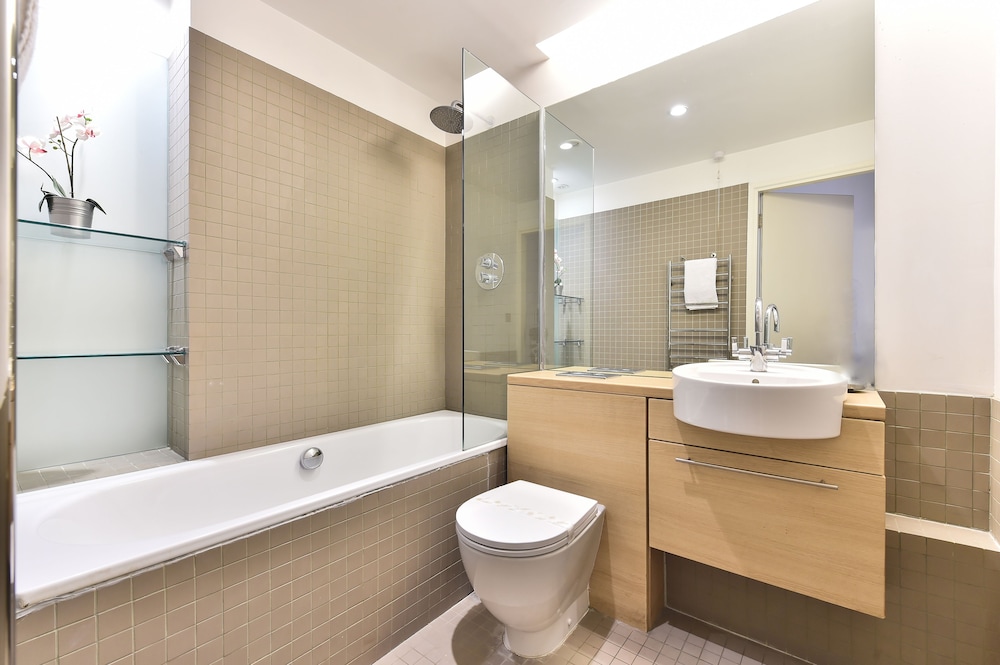 Shoreditch Apartments 24/26