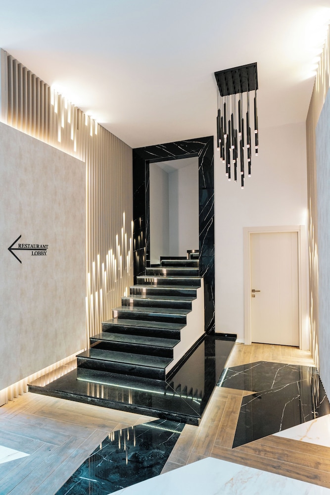Empula Hotel & Residences 26/50