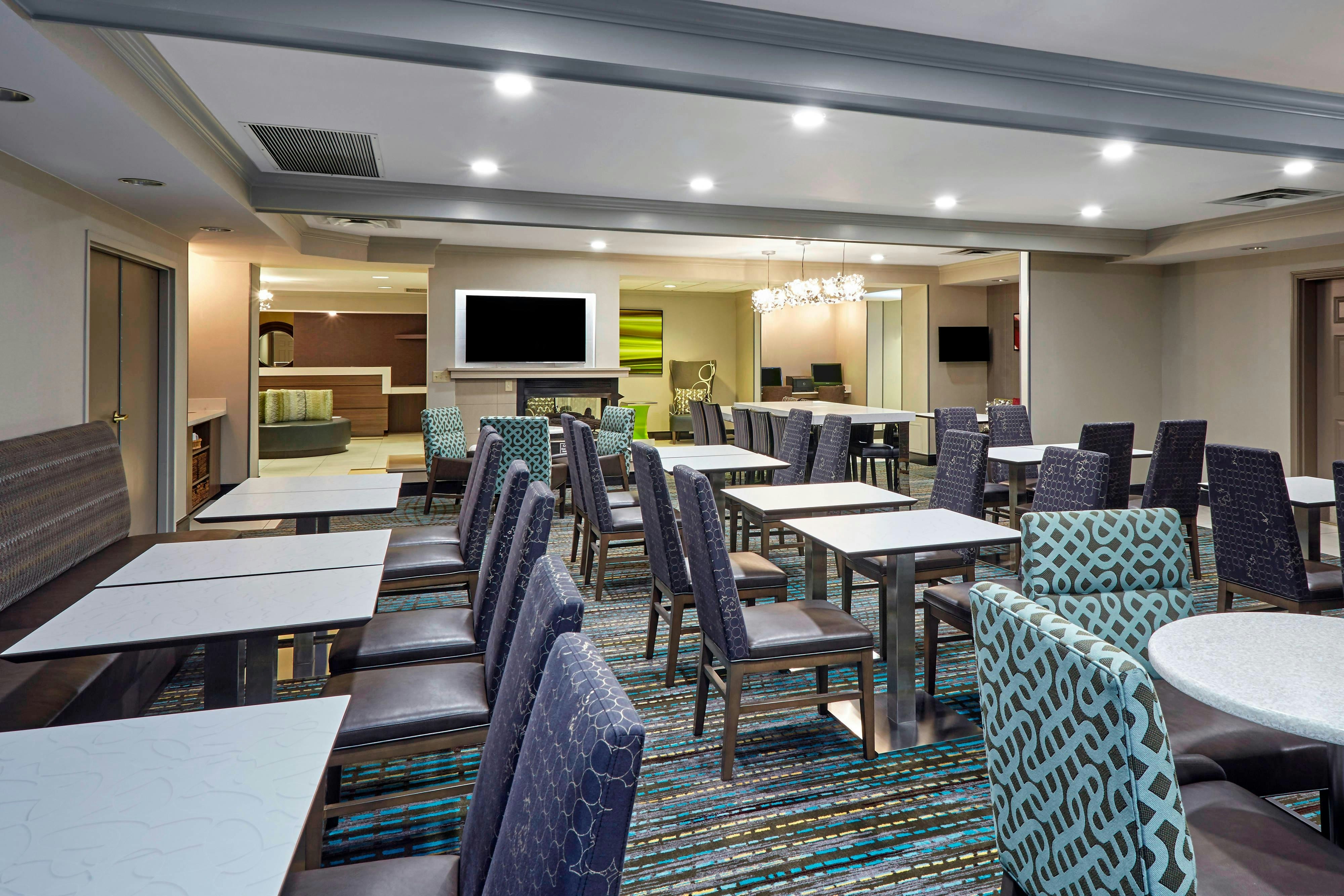Residence Inn By Marriott Chicago Schaumburg Woodfield Mall 11/12