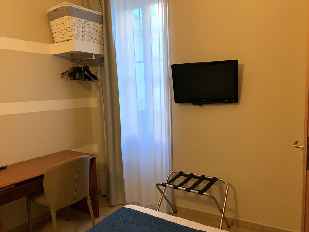 Albergo Del Cacciatore 45/49