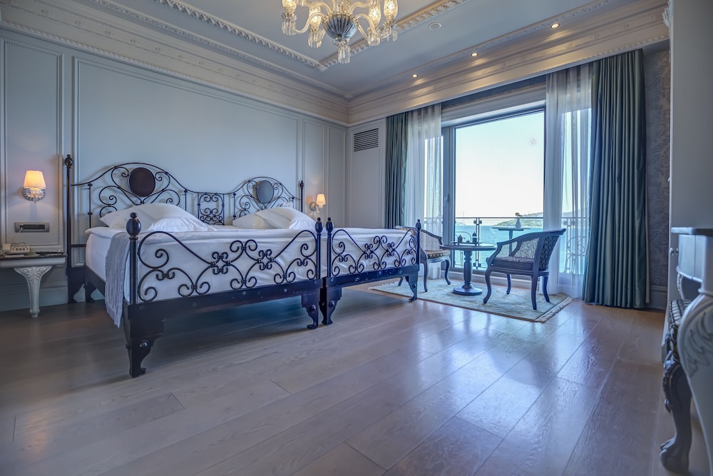 Mfb My Finest Bosphorus Hotel Tarabya 43/60