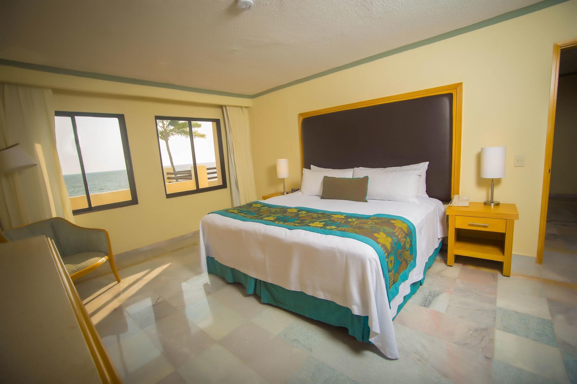Junior Suite, Ocean Front