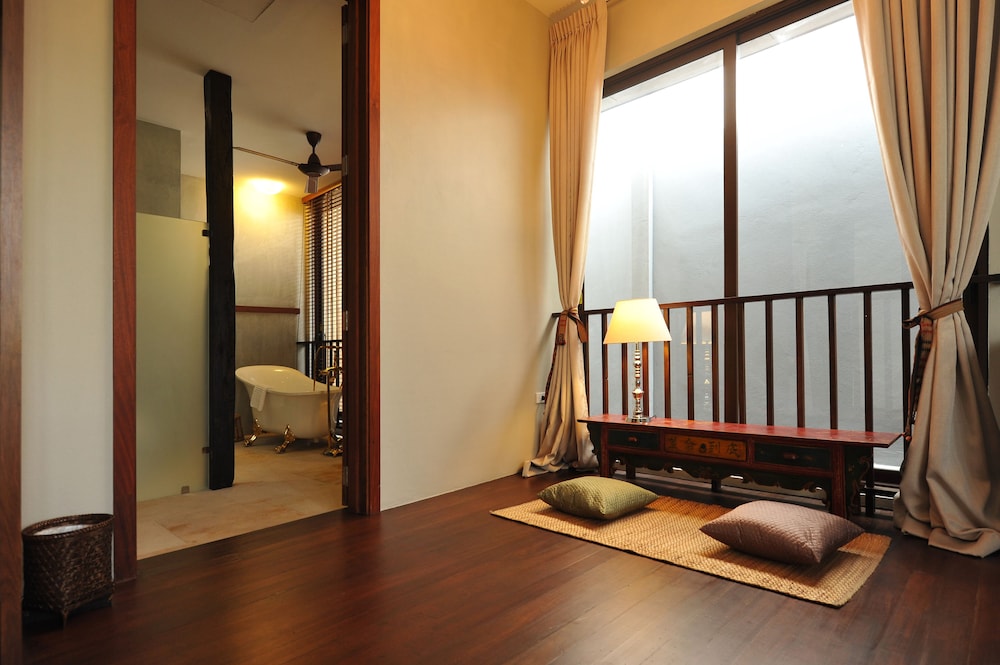 Villa Phra Sumen Bangkok 49/67