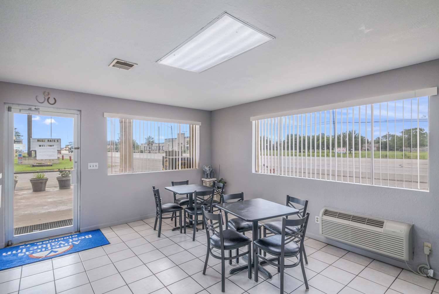 Americas Best Value Inn Giddings 25/37