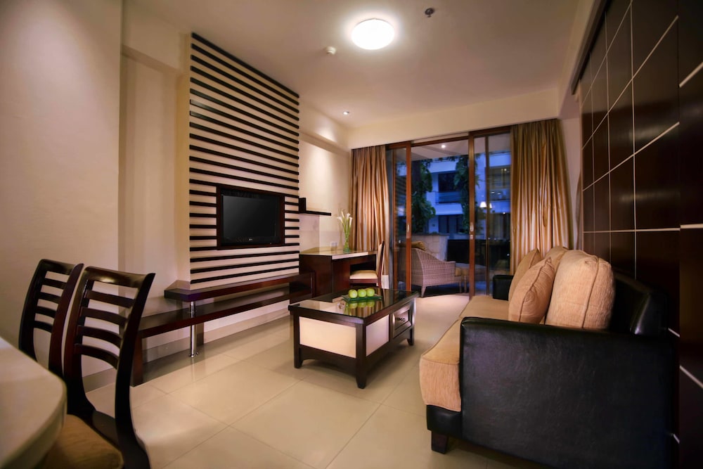 Aston Kuta Hotel and Residence 37/65
