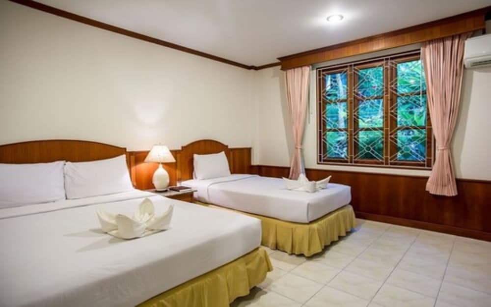Superior, 1 Double and 1 Single Bed, No Balcony