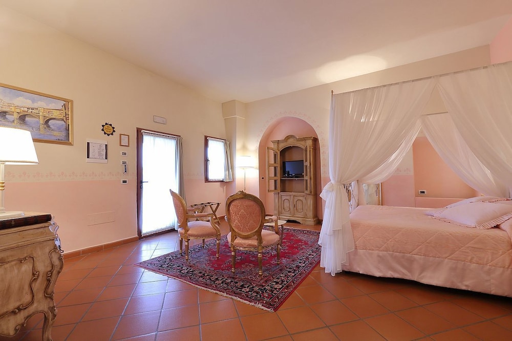 Borgo Di Villa Castelletti 46/62