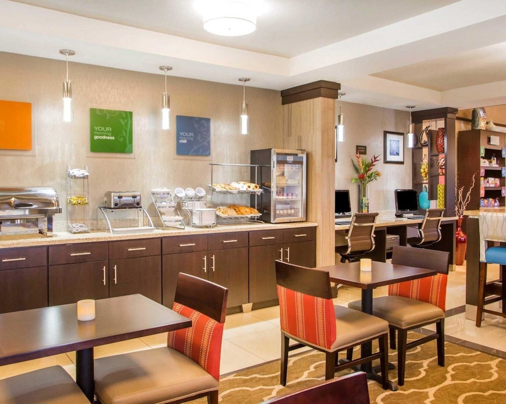 Comfort Suites Columbus West- Hilliard 37/46