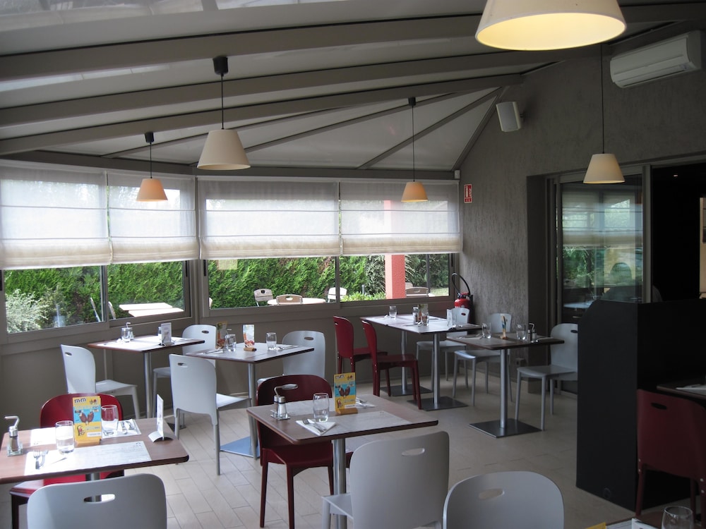 Campanile Epernay Dizy 38/64
