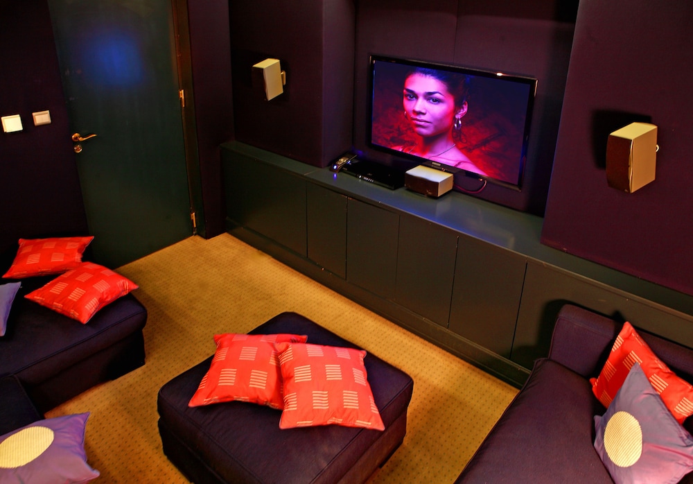 ARIA HOTEL 26/64