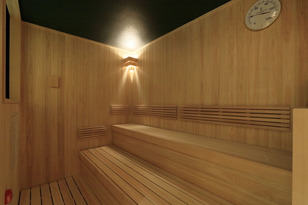 Candeo Hotels Hiroshima Hatchobori 38/58