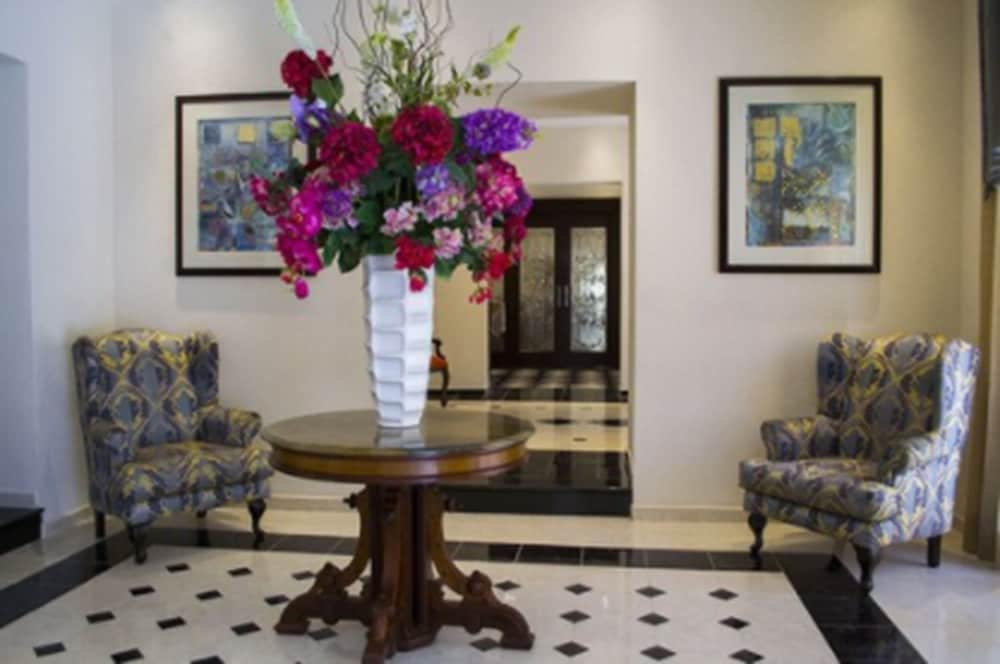 Hotel Plaza Colonial 38/62