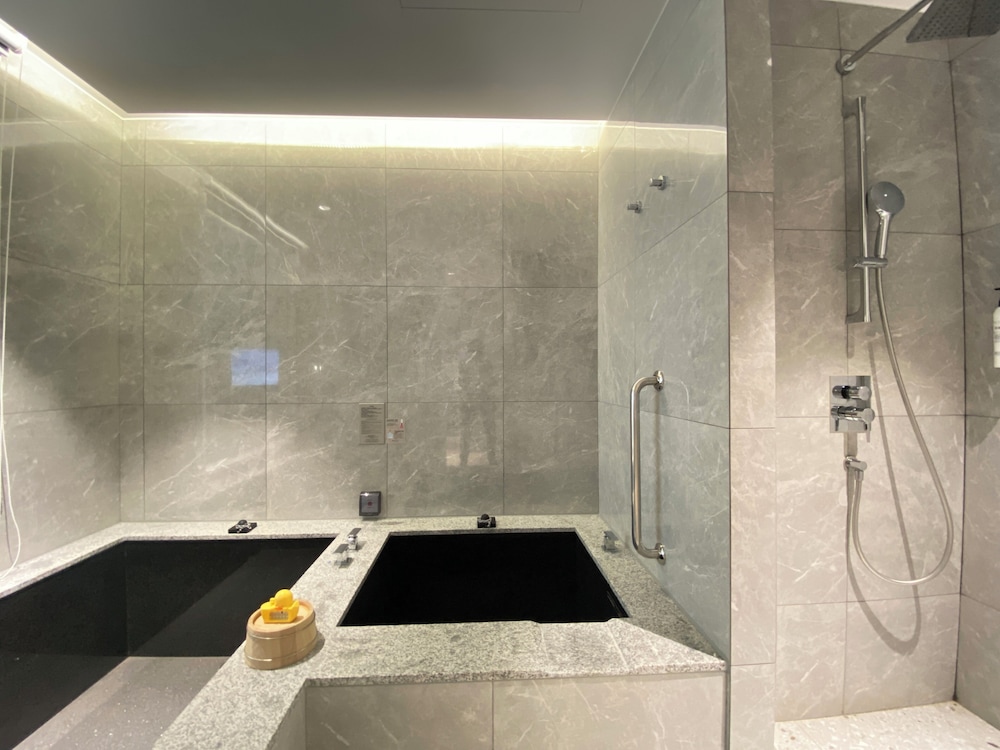 Executive, Twin Beds, Mountain View, Wyndham Sun Moon Lake 3/4
