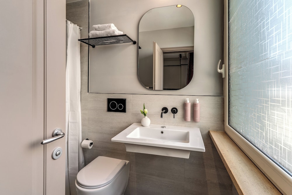 Hotel Santa Maria Maggiore 37/50