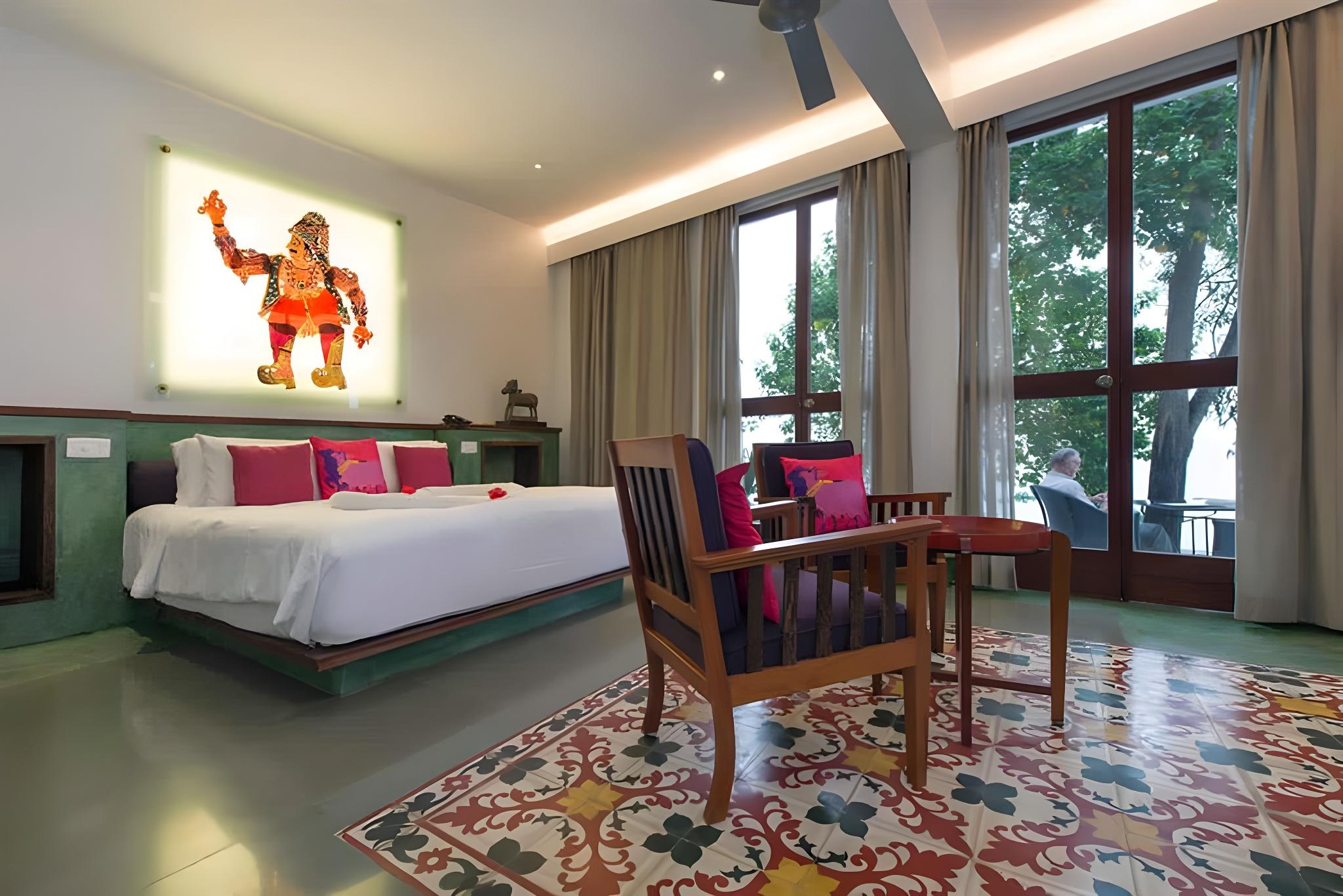 Deluxe Suite
