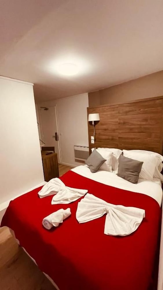 Jeff Hotel 27/60