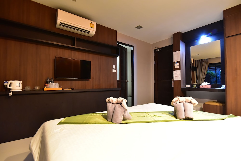 The Breeze Lipe Resort 26/44