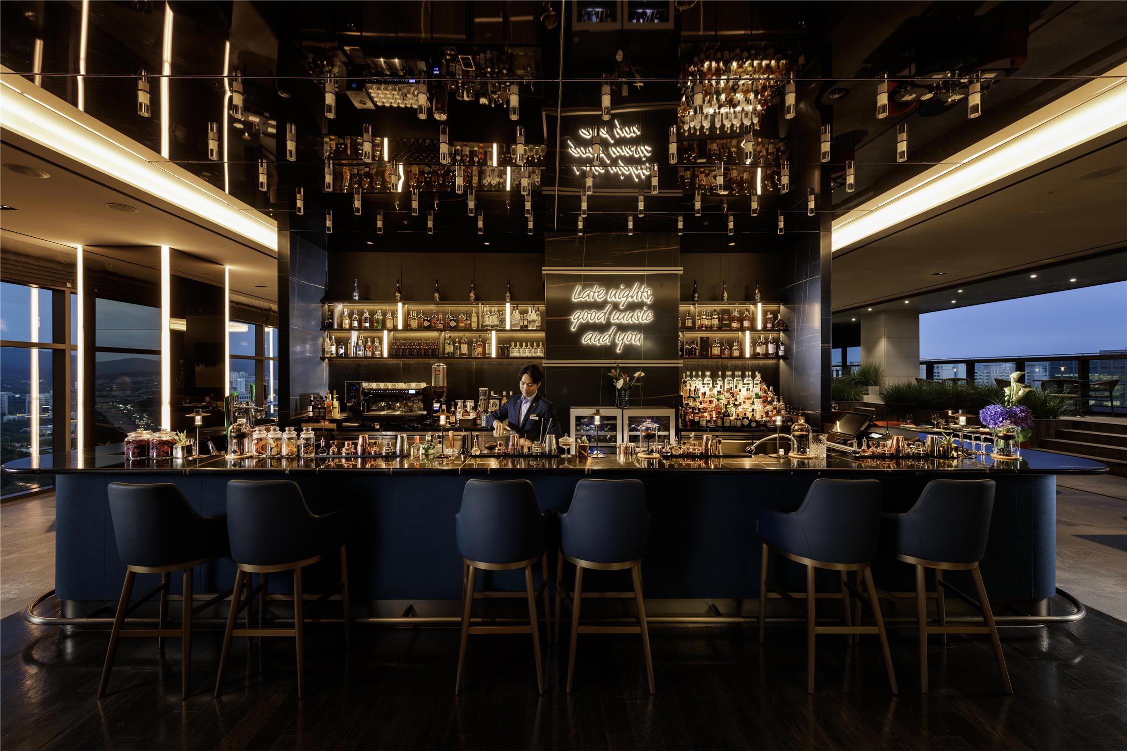 DoubleTree by Hilton Seoul Pangyo Residences 25/28