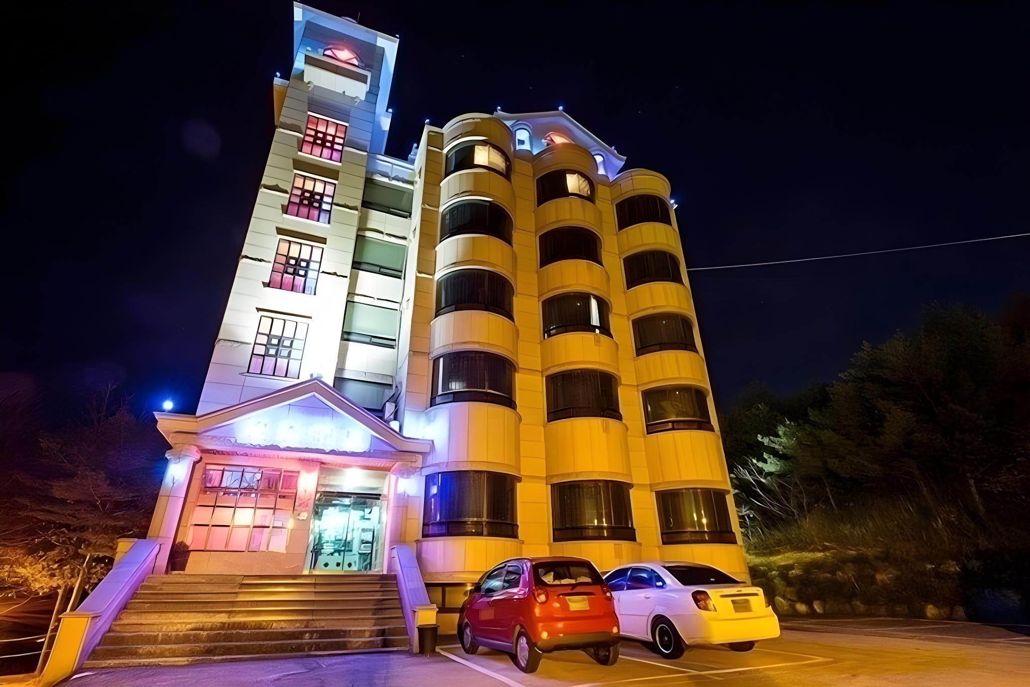 Carlsbed Motel 26/30