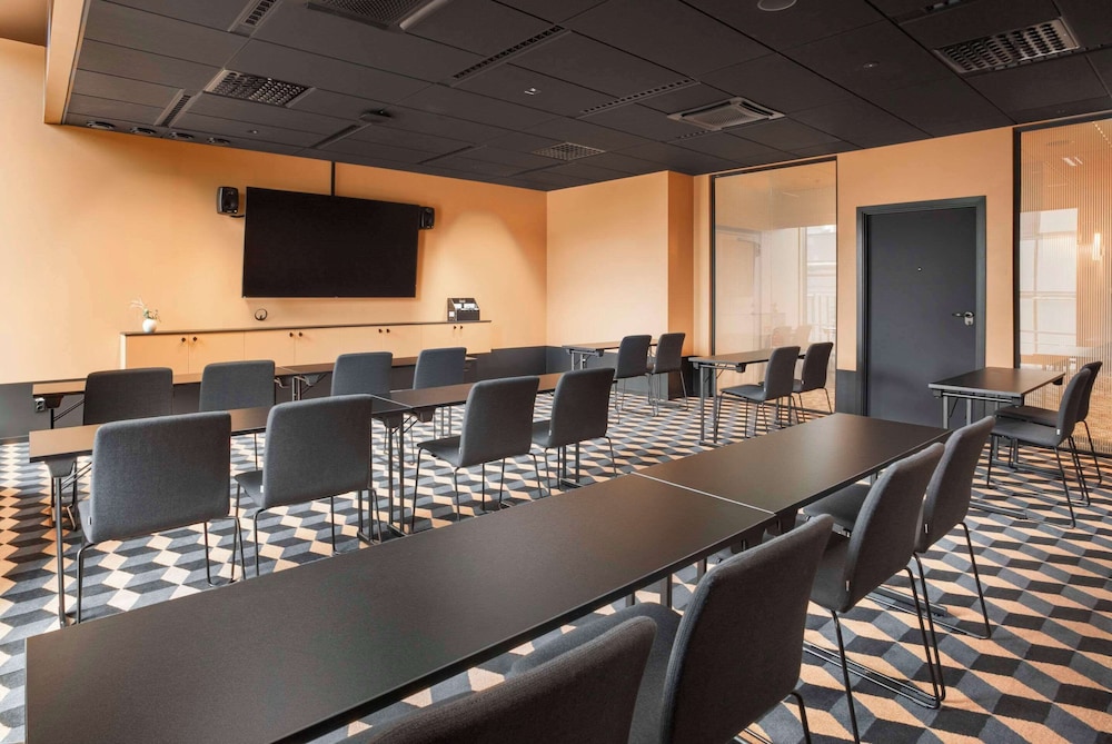 Clarion Hotel Karlatornet 43/52