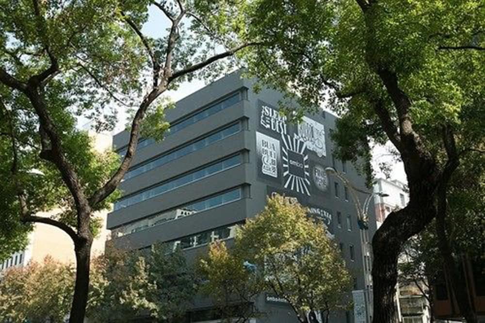 AMBA TAIPEI ZHONGSHAN 5/68