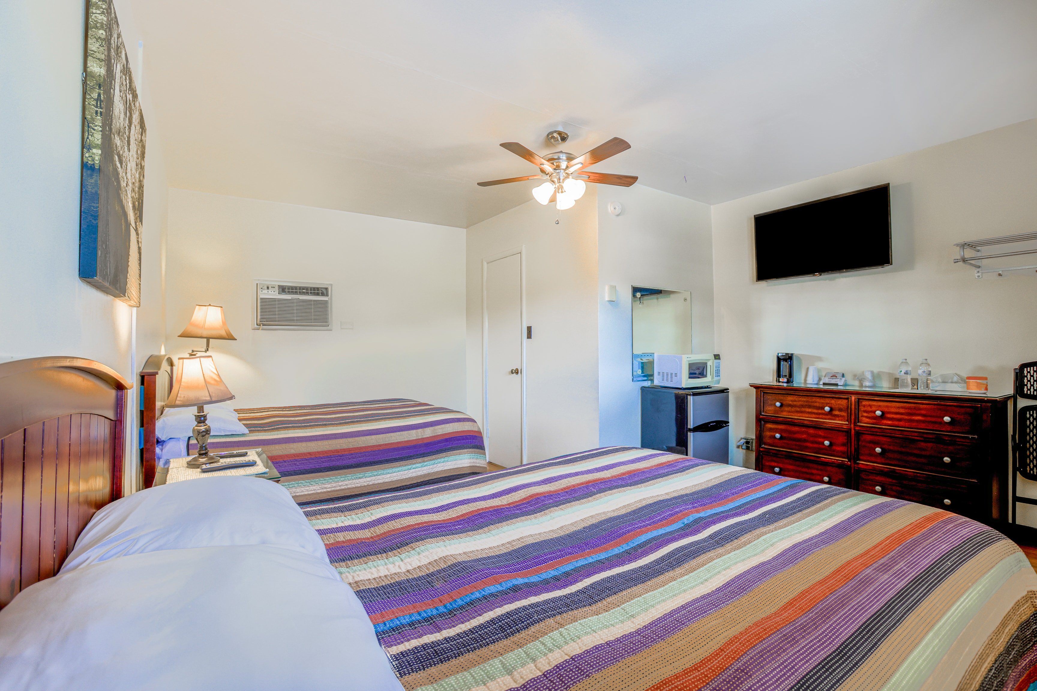 Cadiz Motel by OYO on route 250 19/36