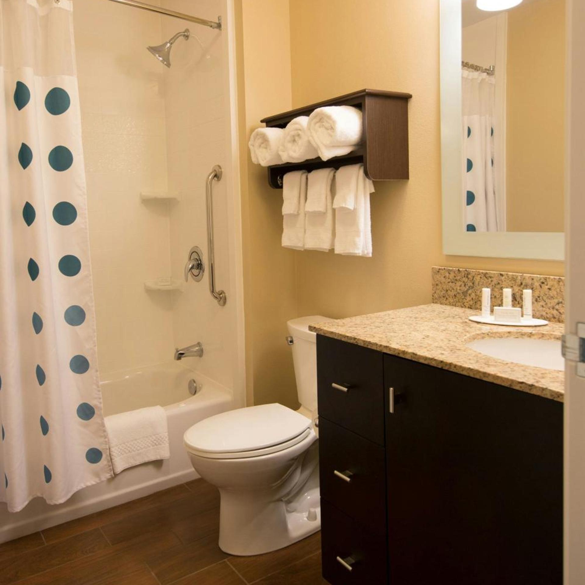 2 Bedrooms, Suite, Queen Bed, TownePlace Suites Lincoln North 4/8