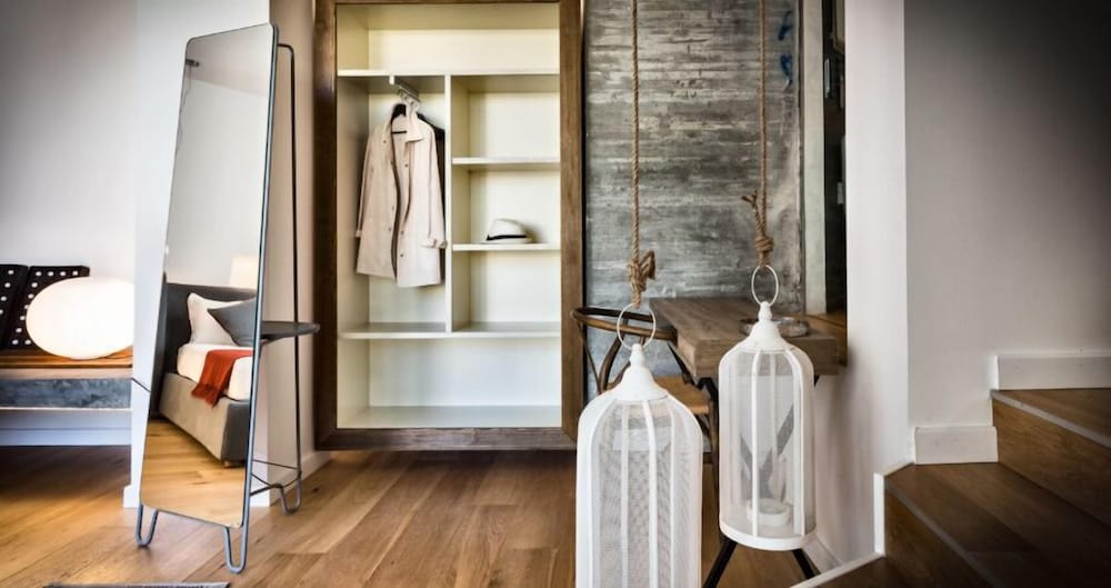 Teku Boutique Hotel 46/50