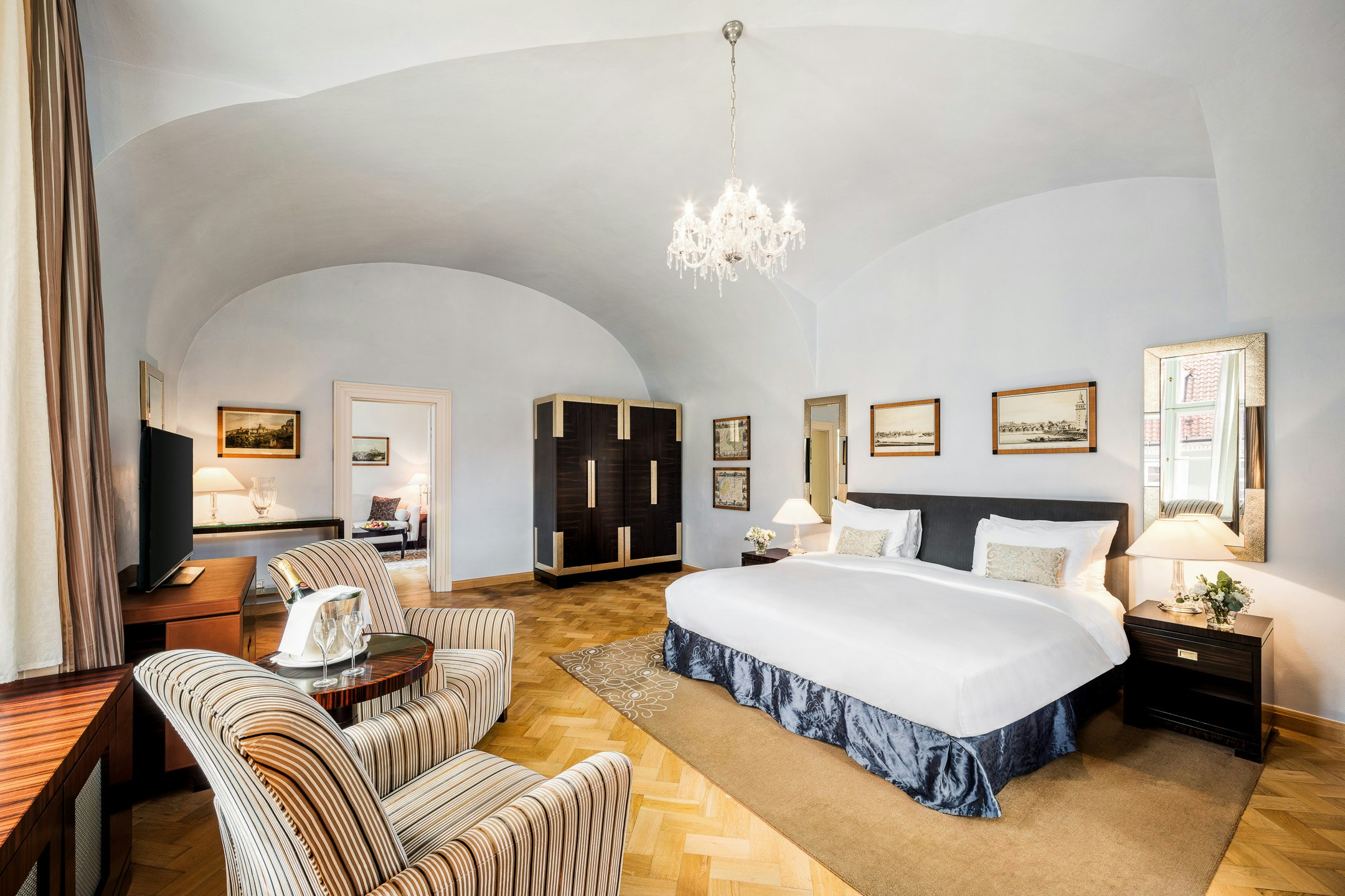Heritage, Suite