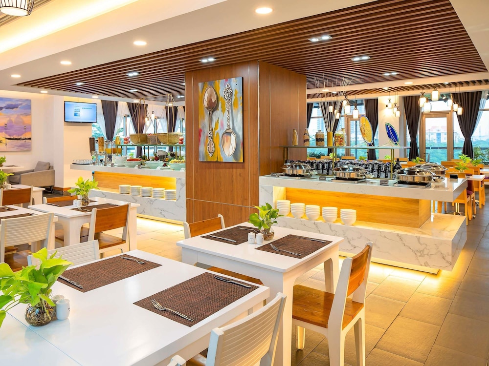 Ibis Saigon South 35/50