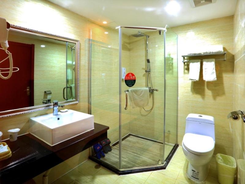 Greentree Inn Jiujiang Railway Station QianhongXiang Hotel 62/68