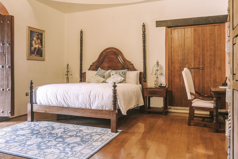 Suite, King Bed, Casona de Los Sapos Hotel Boutique 2/3