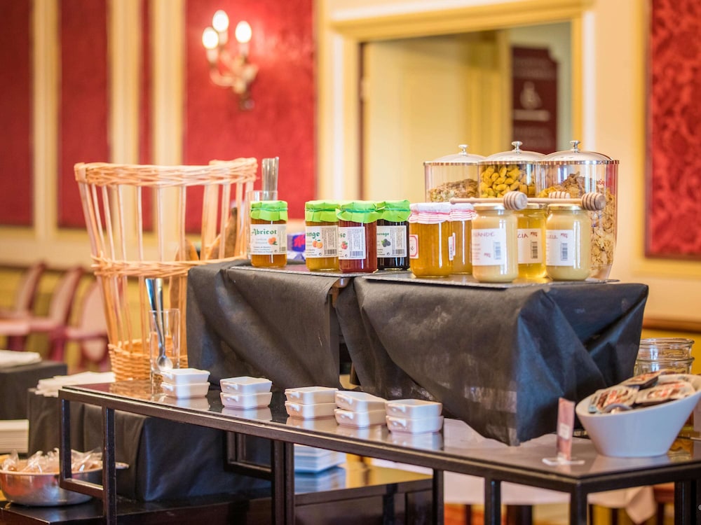 Mercure Moulins Centre Hotel de Paris 48/75