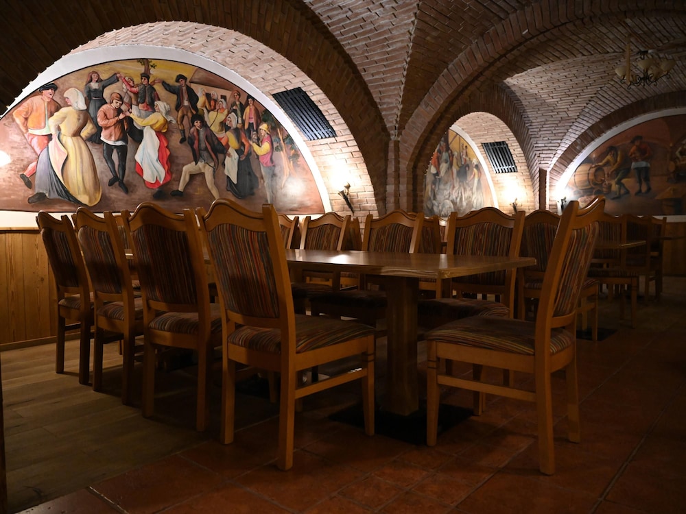 Mercure Sighisoara Binderbubi Hotel And Spa 67/83