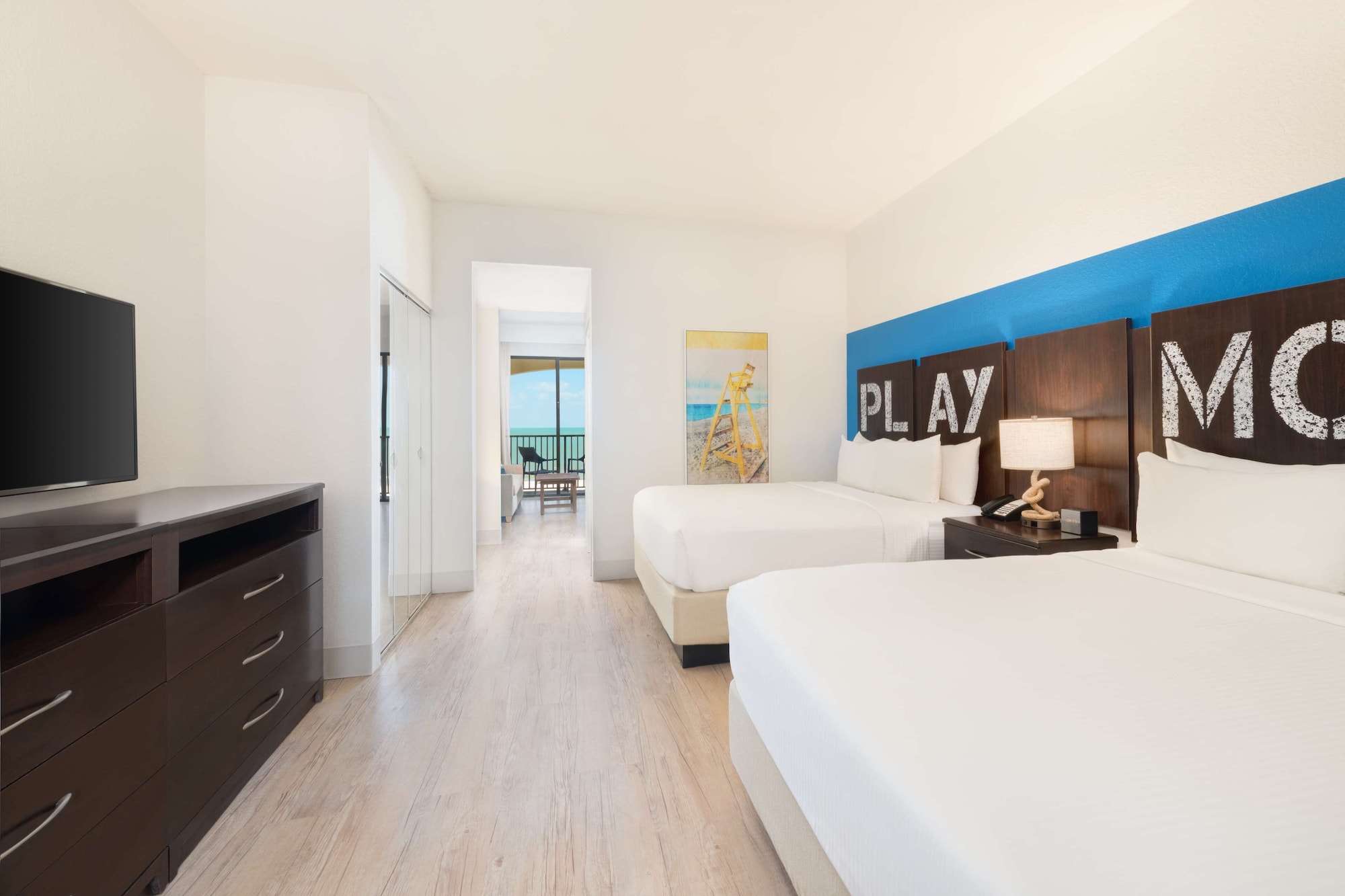 Deluxe, Suite, 2 Queen Beds, Ocean Front, Sofa