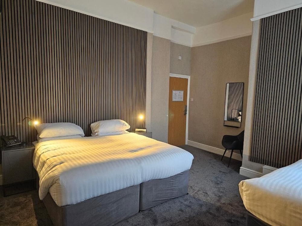 The Townhouse Chester 27/58