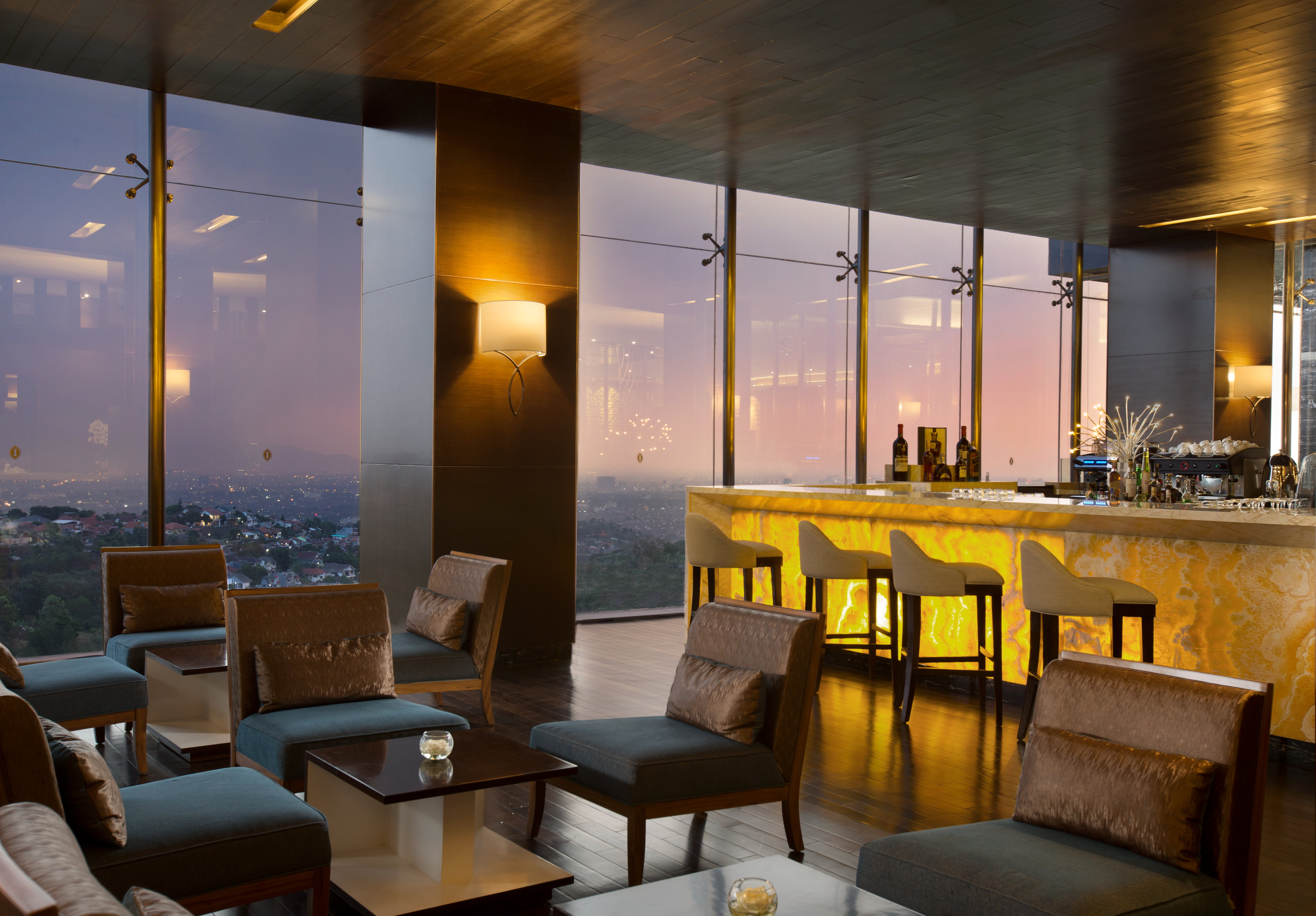 INTERCONTINENTAL BANDUNG DAGO PAKAR 33/50
