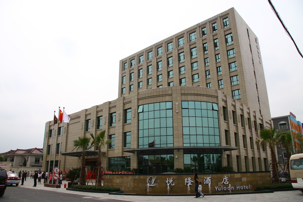 Yuloon Hotel Shanghai 1/35
