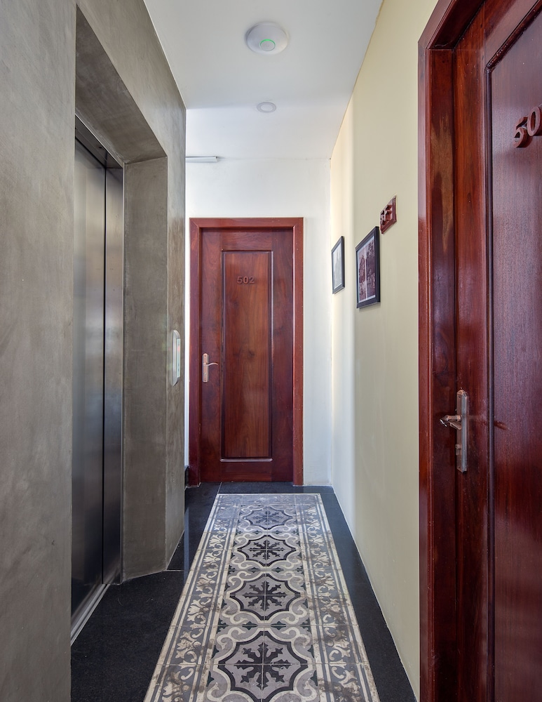 Botum Palace Hotel 42/57