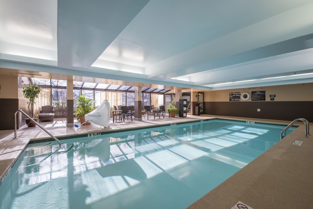 swimming pool spa