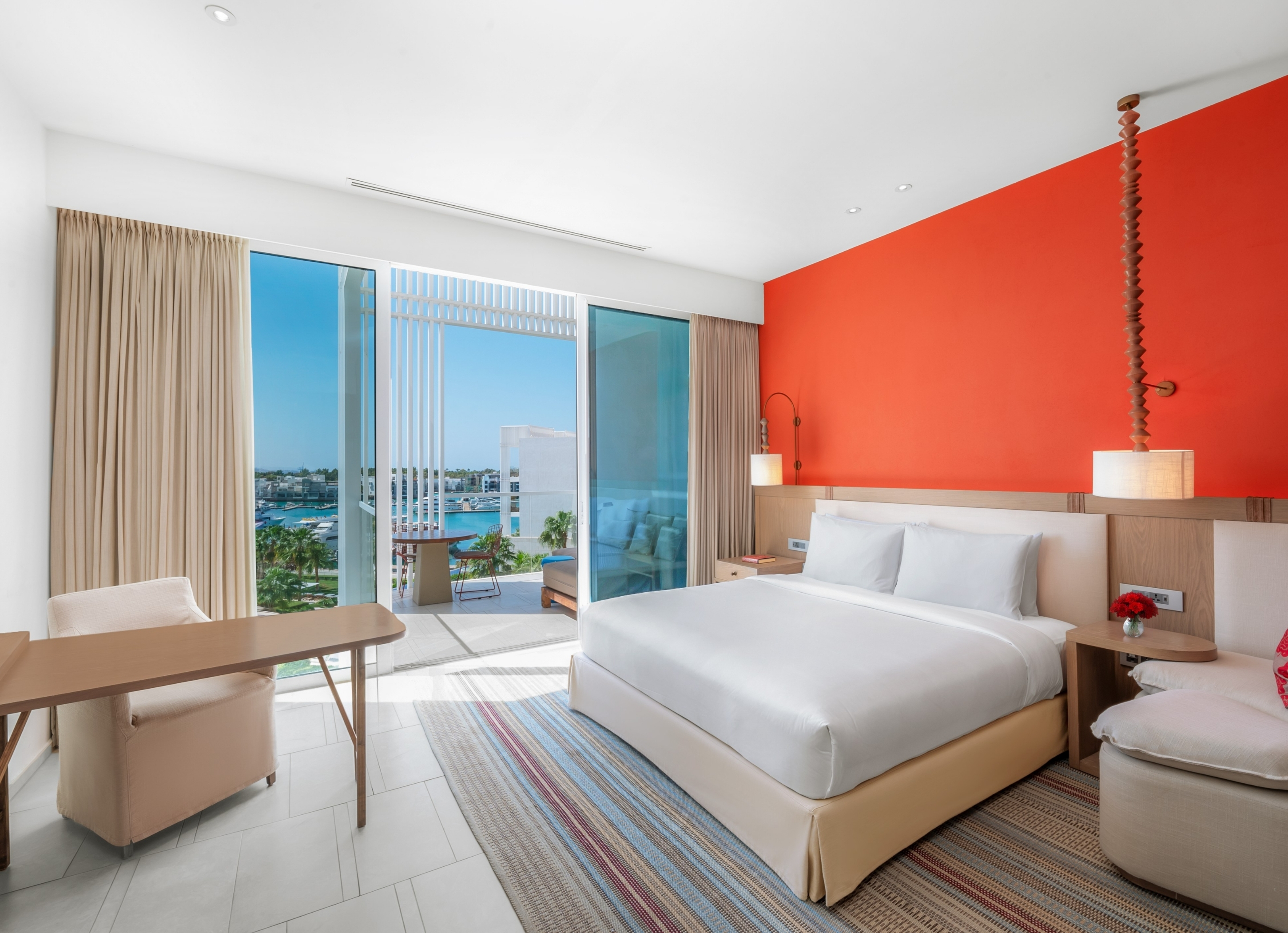 Marina, King Bed