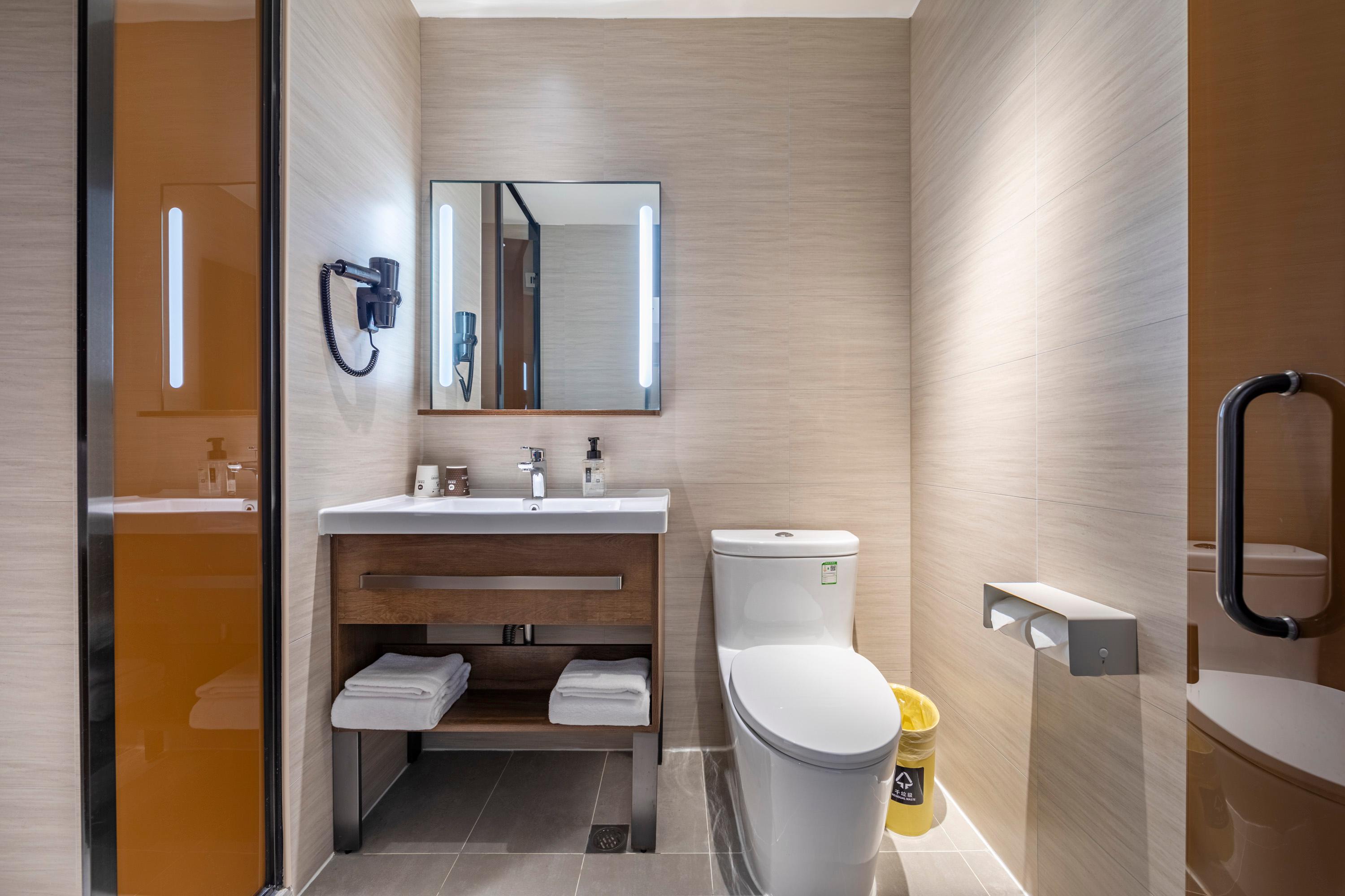 Hanting Hotel (Shanghai Caohejing Yishan Road) 36/37