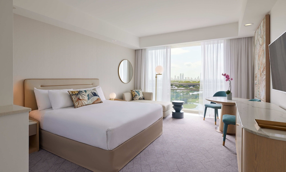 SUPERIOR, KING BED